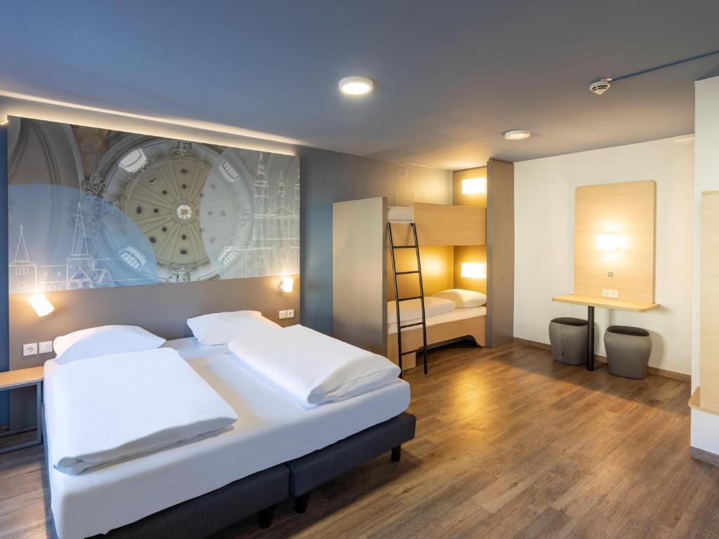 Voodi või voodid majutusasutuse B&B HOTEL Fulda-Hbf toas