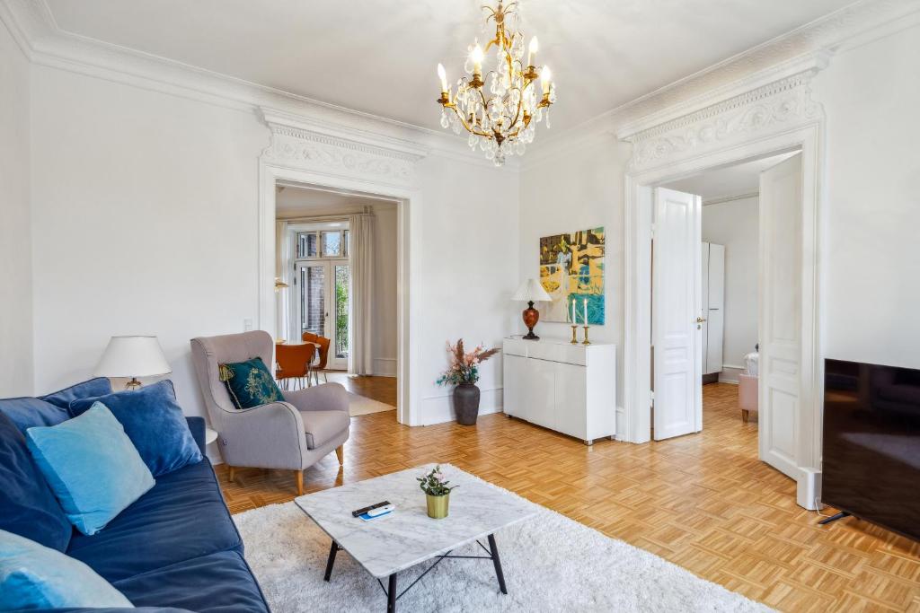 Posezení v ubytování Elegant Apartment with Prime Location in Østerbro