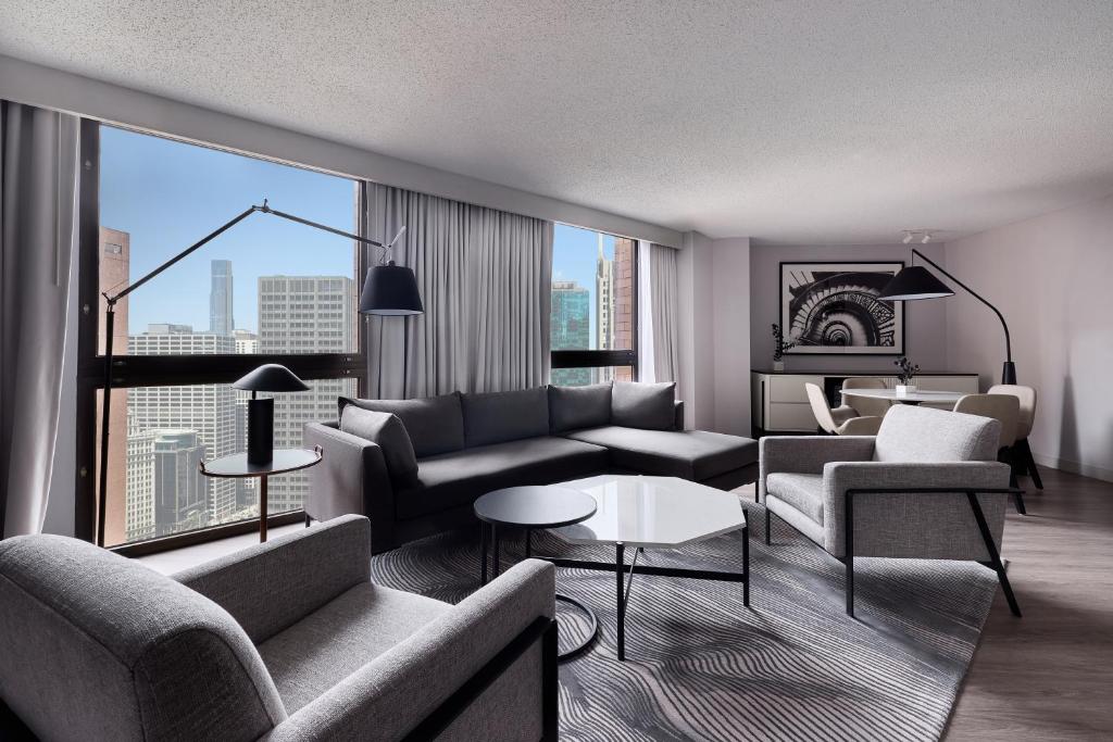 Hyatt Regency Chicago - 