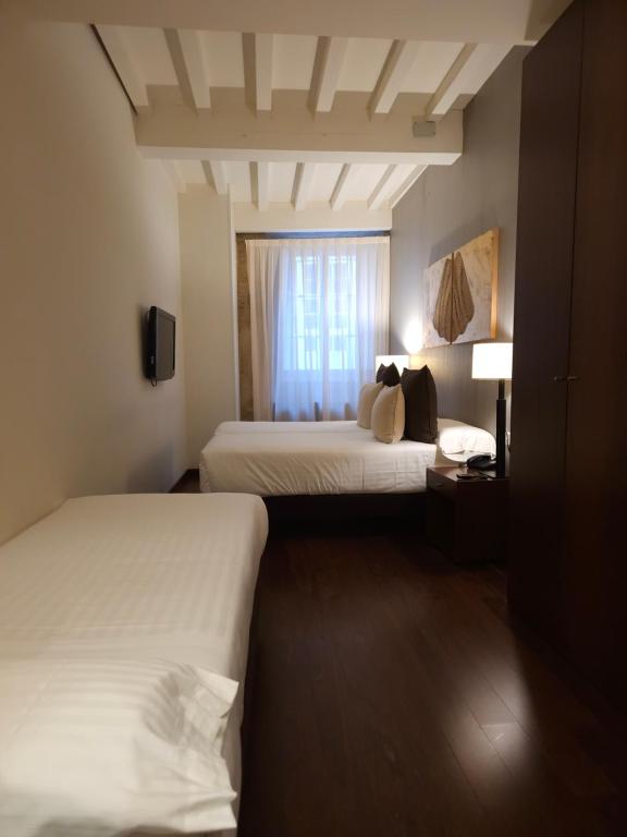 Carris Casa de la Troya - 14