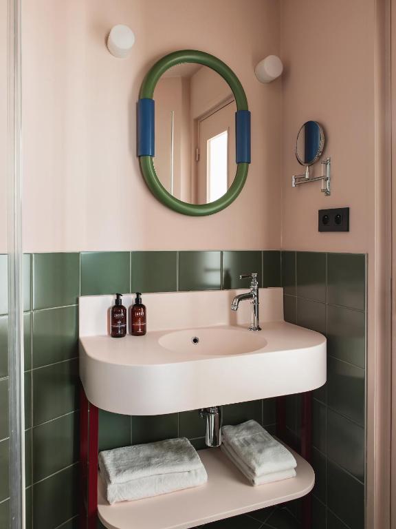 Hôtel Mercedes - Resim 30