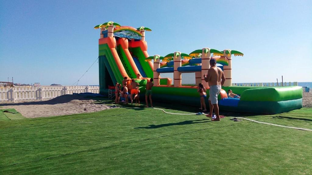 Herní místnost nebo prostor pro děti v ubytování Casa Vacanza Il Pontile Monolocale Santa Maria Del Cedro