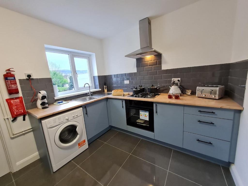 Gallery image of SleepyStays 3 Bedroom Modern & Central Location in Merthyr Tydfil