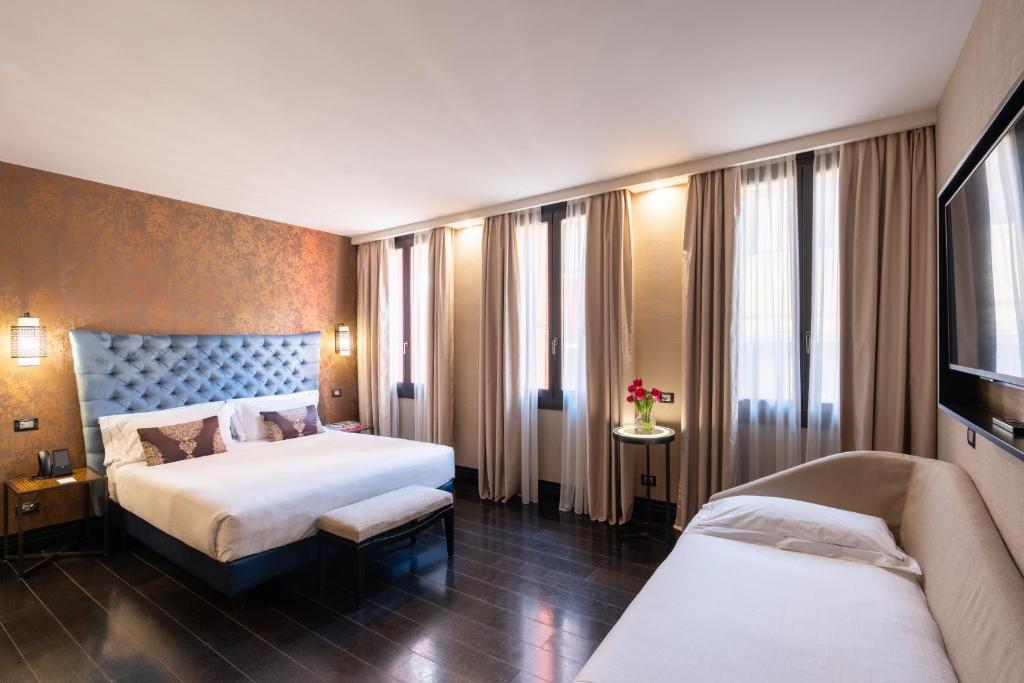 The Venice Times - Resim 39