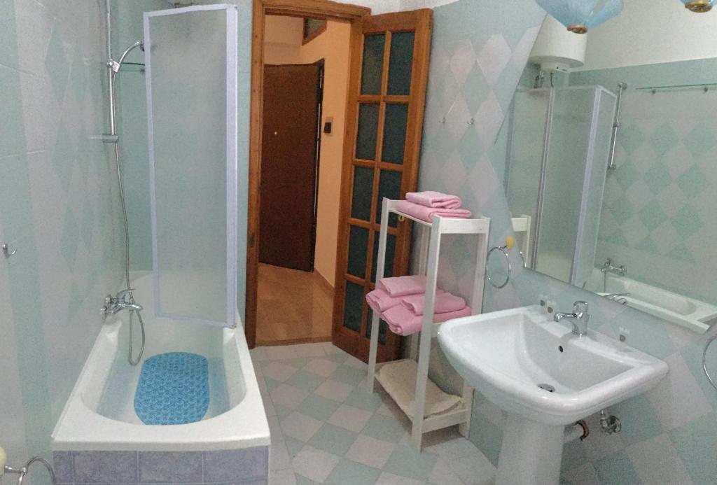 Holiday Rentals Taormina - 19