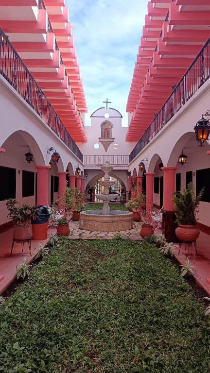 Budova, kde se hotel nachází