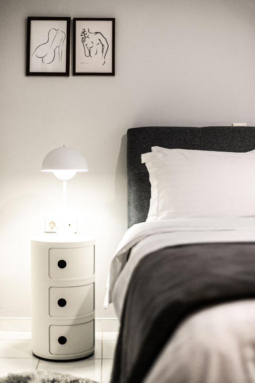 Hermes Modern Apartment - 3