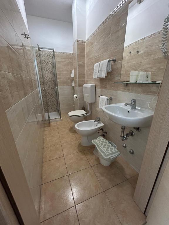 Koupelna v ubytování Hotel Marchina