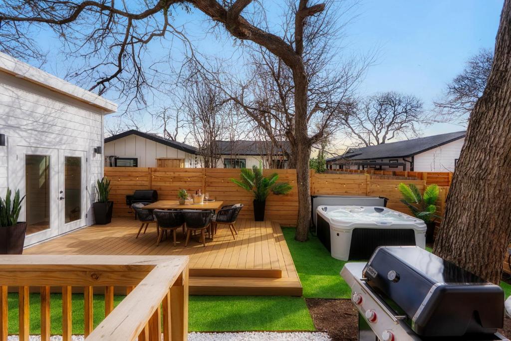 Fotografie z fotogalerie ubytování East Side Sanctuary Hot Tub Sauna v destinaci Austin