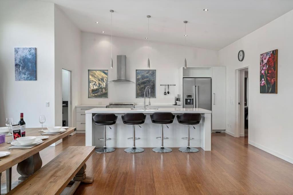 Grundriss der Unterkunft Huge &amp; Stylish on Shotover 4 Bedrooms