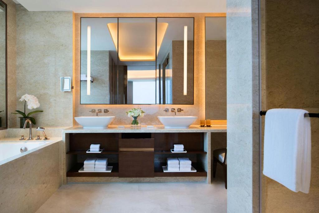Koupelna v ubytování JW Marriott Hotel Macau