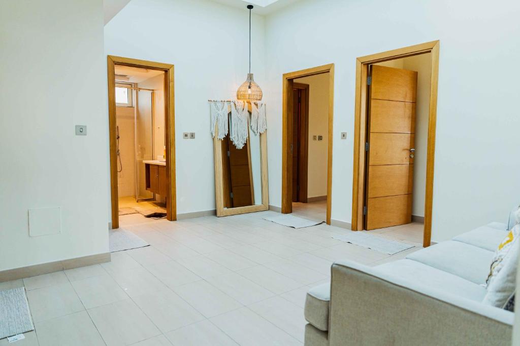 Voodi või voodid majutusasutuse Stunning 4BR Jumeira Park Villa With Pool and Jacuzzi toas