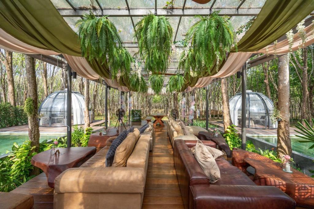 Timber Society Boutique Hideaway - Resim 40