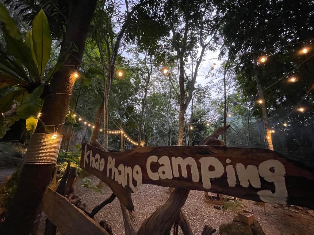Zahrada ubytování Khao Phang Camping