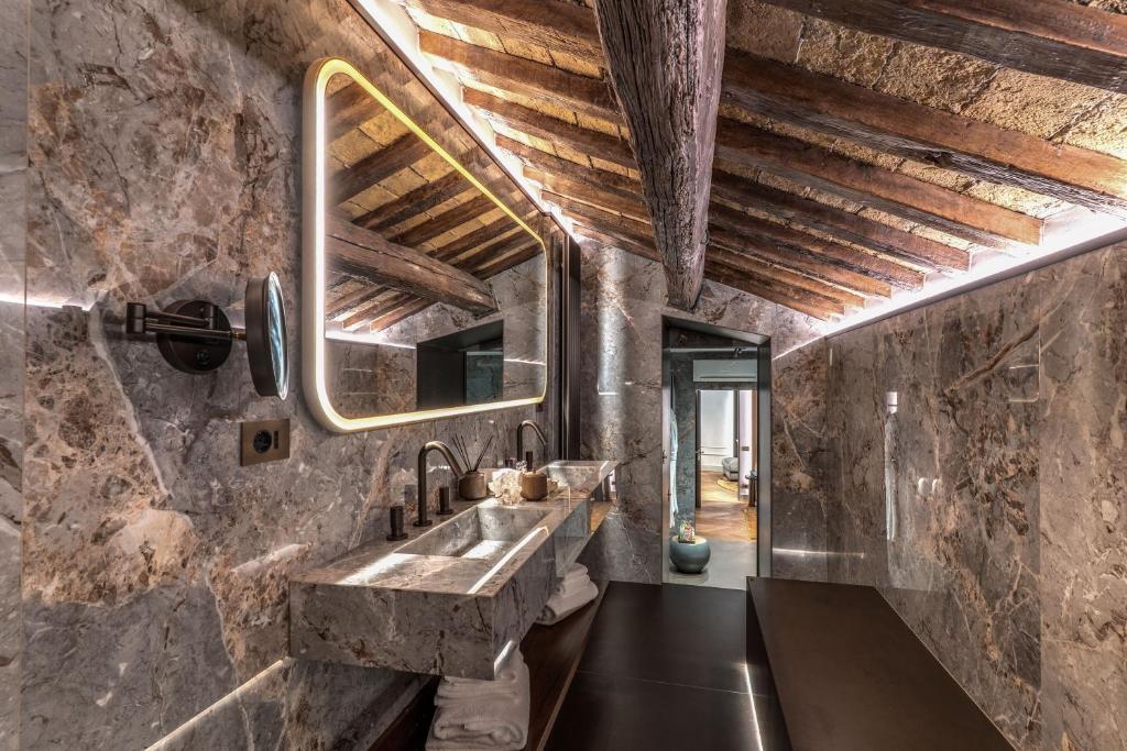 Kuchyň nebo kuchyňský kout v ubytování Eitch Borromini Palazzo Pamphilj