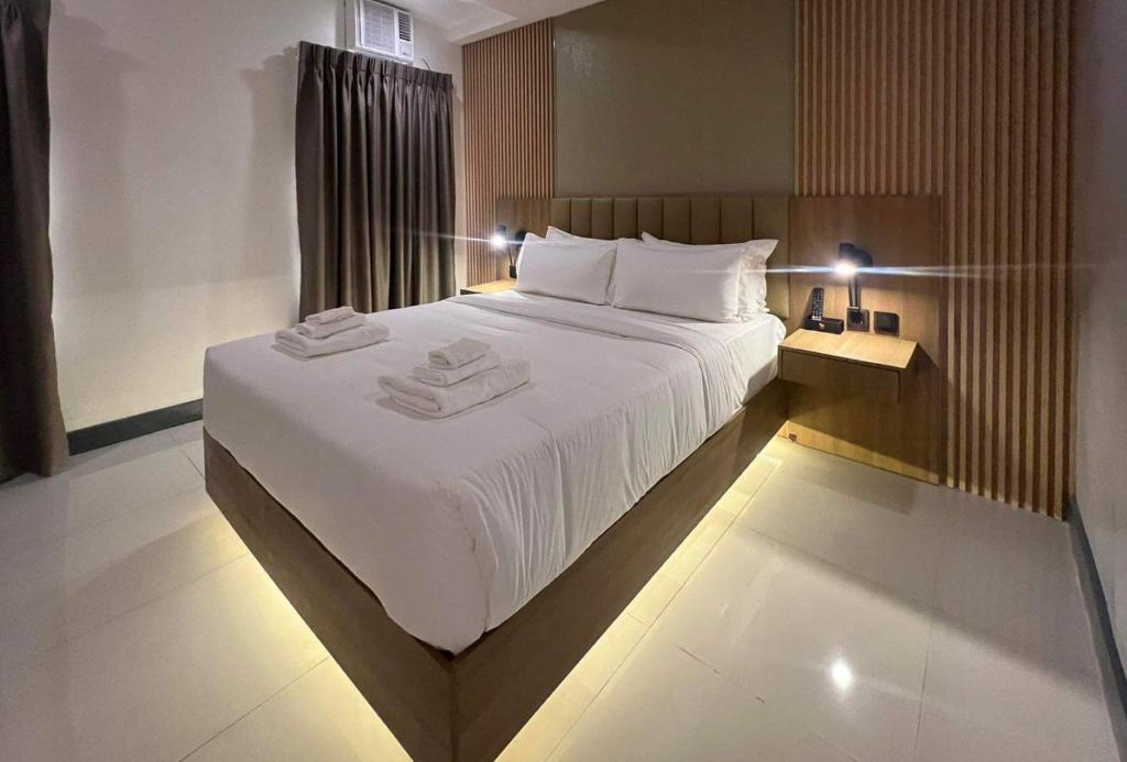 Dreamweavers Hotel by RedDoorz - Habitación De Lujo