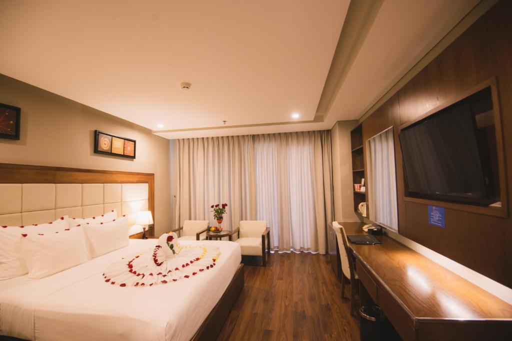 Phòng Deluxe Giường Đôi Nhìn Ra Biển