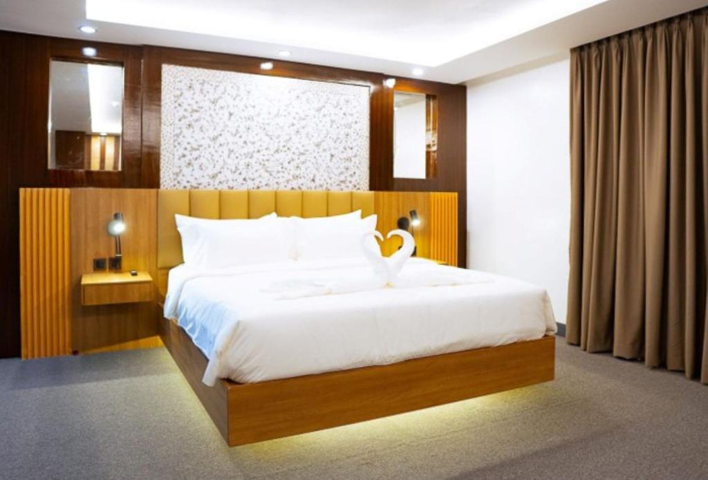 Dreamweavers Hotel by RedDoorz - Suite