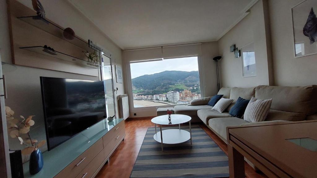 Nespecifikovaný výhled na hory nebo výhled na hory při pohledu z apartmánu