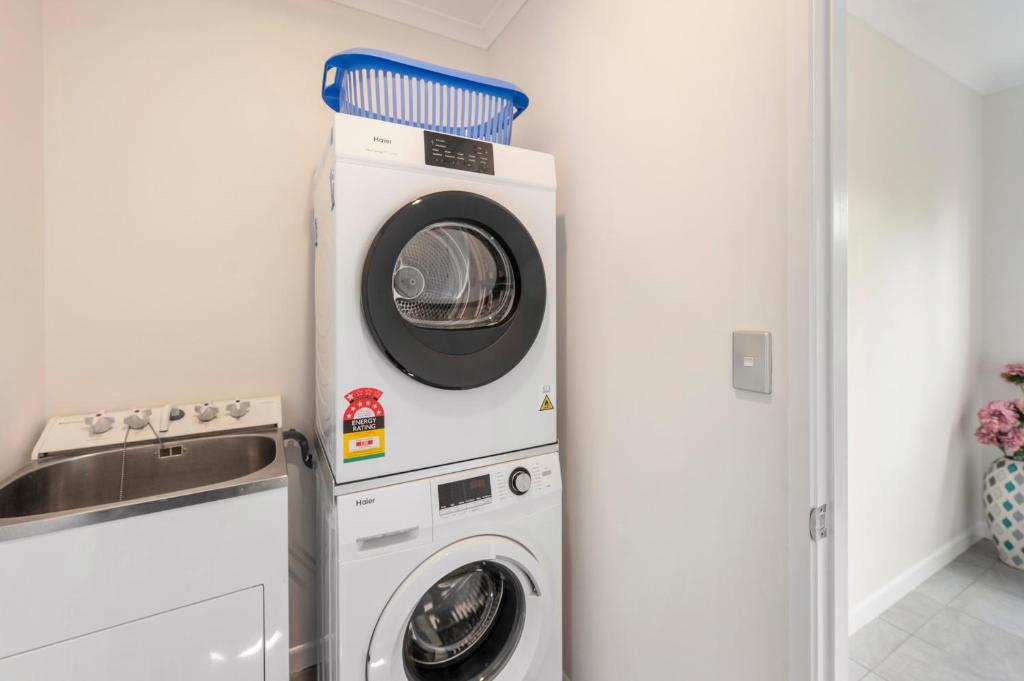 Rotorua Family Retreat Hamurana 10000sqm Lawn - Resim 22