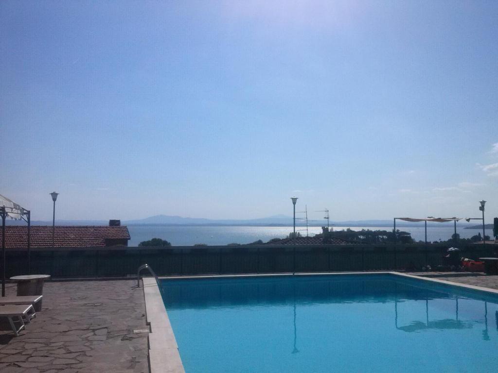 Bazén v ubytování Hotel Cavalieri nebo v jeho okolí