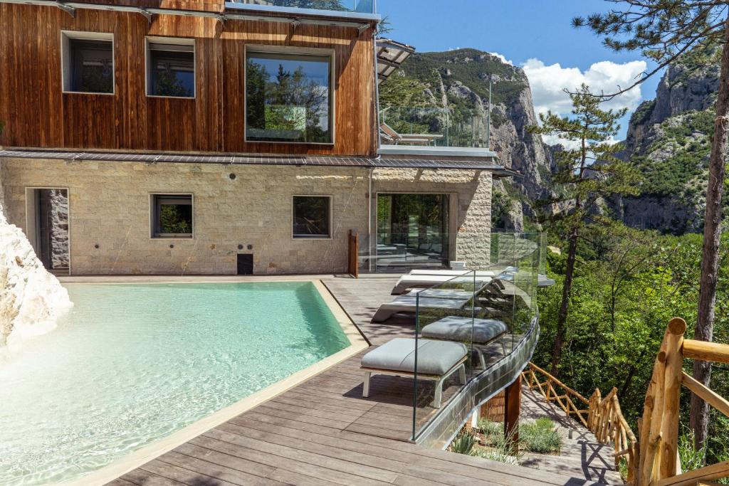 LA FORESTALE Luxury Ecolodge Piano Terra- Appt