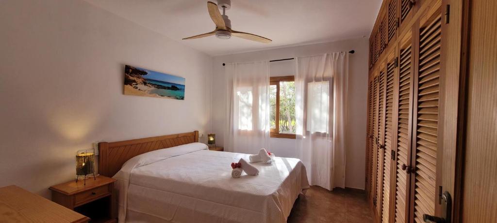 Postel nebo postele na pokoji v ubytování Can Teuet de ses Roques