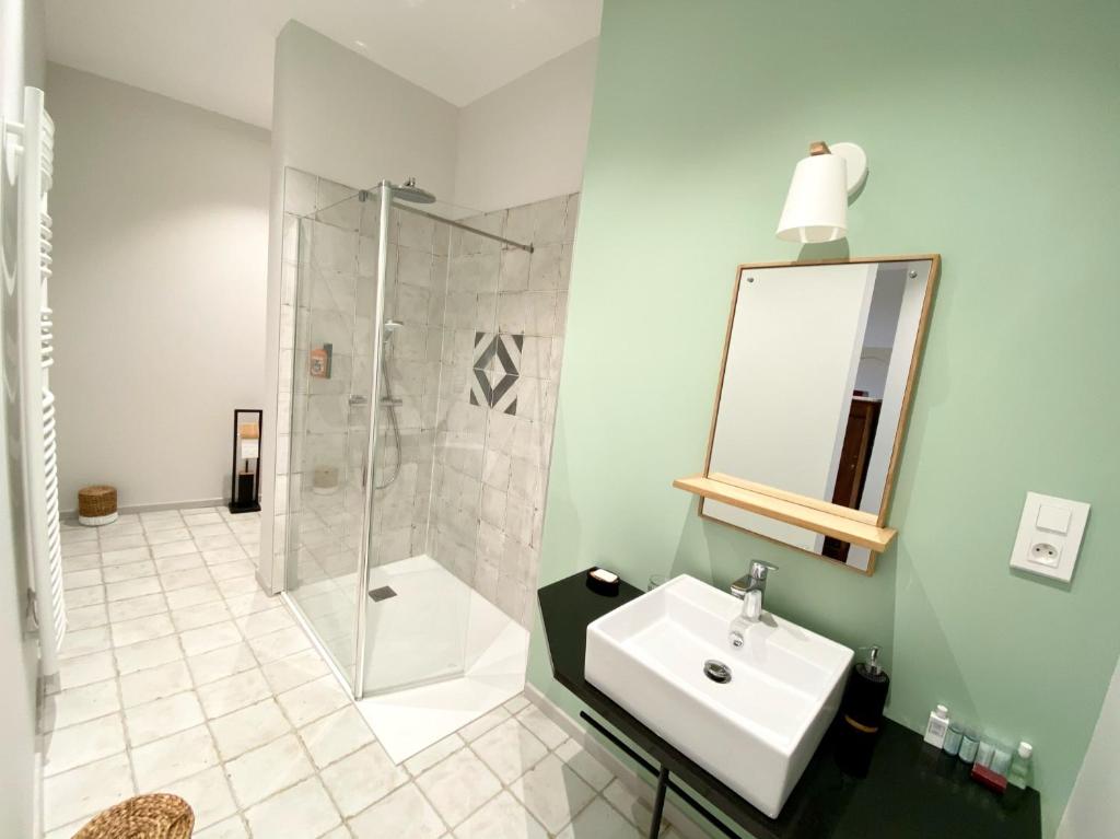 Domaine Les Mûriers - Standard Double Room