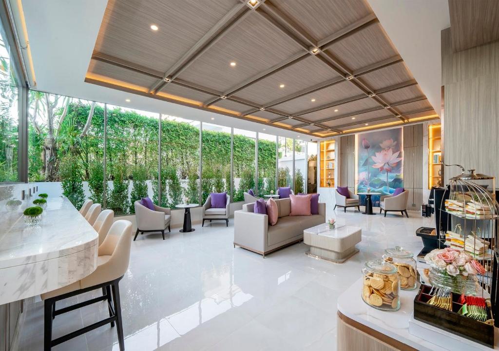 Centre Point Sukhumvit 10 - Resim 9