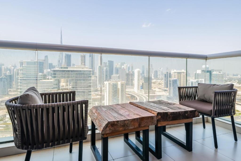 Общий вид на город Дубай или вид на город из дома для отпуска