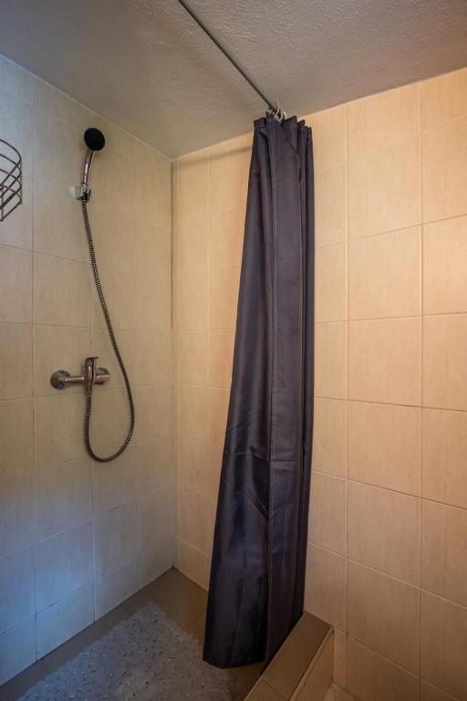 Koupelna v ubytování Chata Zverovka