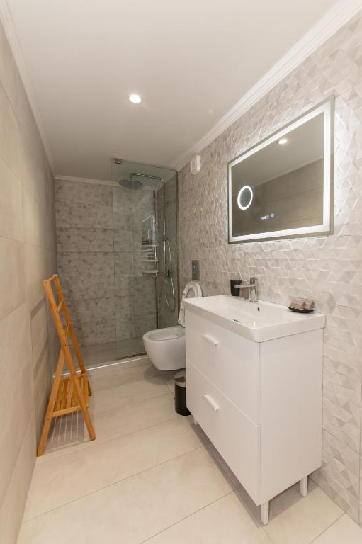 Koupelna v ubytování Mirabilis Suites
