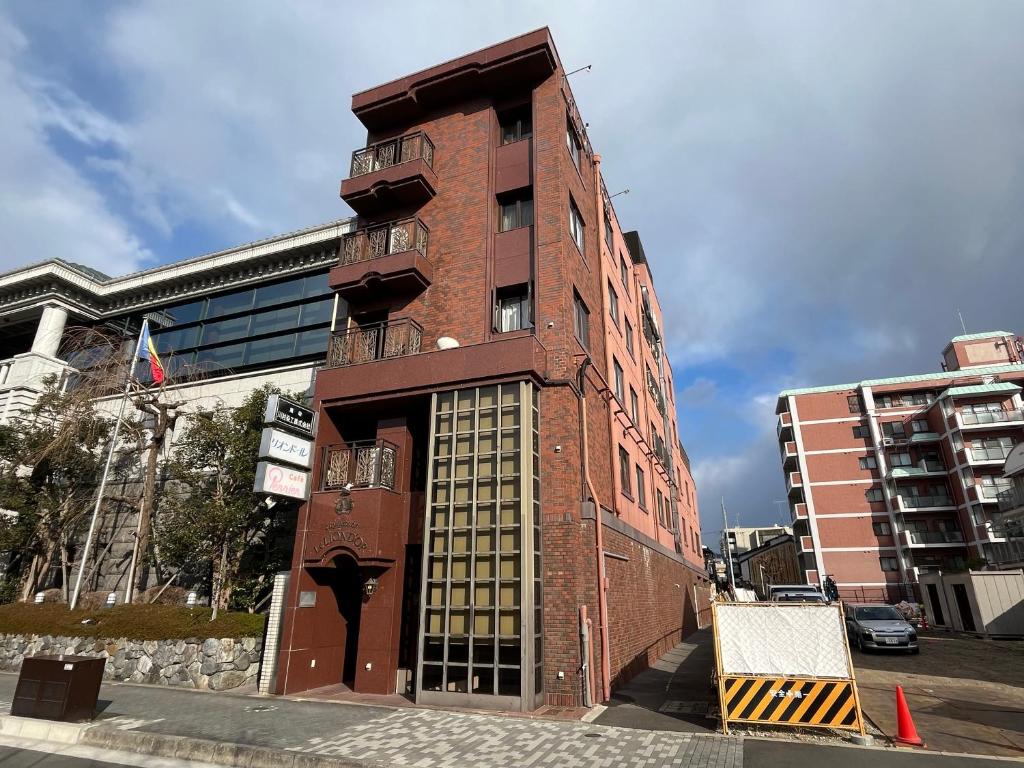 Budova, kde se hotel nachází