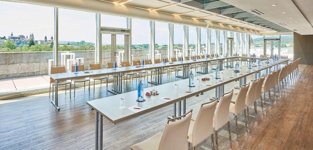 NH Collection Santiago de Compostela - Resim 42