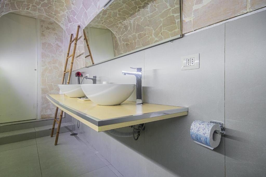 A bathroom at I Gradini