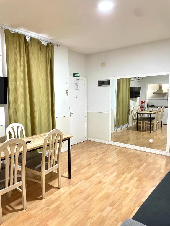 Apartamentos Mayor Centro - 11