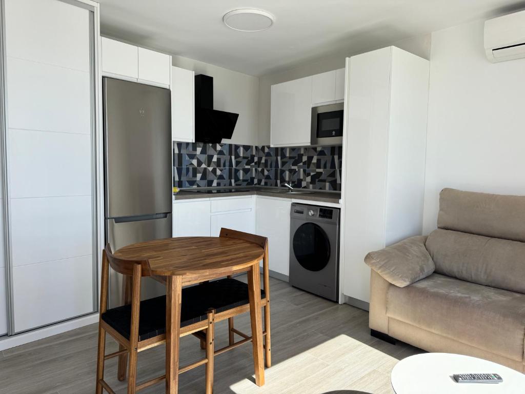 A seating area at Apartamentos Perla Marina