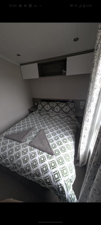 Postel nebo postele na pokoji v ubytování Caravan bliss