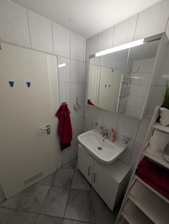 Koupelna v ubytování Appartement Allgäu-Sonne mit Sauna und Pool