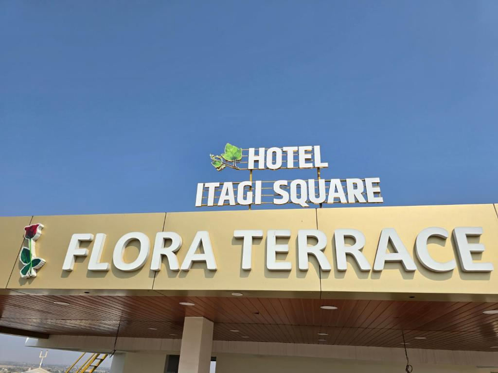 Certifikát, hodnocení, plakát nebo jiný dokument vystavený v ubytování Hotel Itagi Square Vijapura