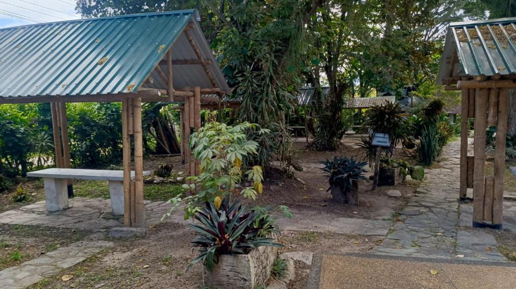 Zahrada ubytování Hotel Hábitat Campestre "cerca al Parque deportivo"