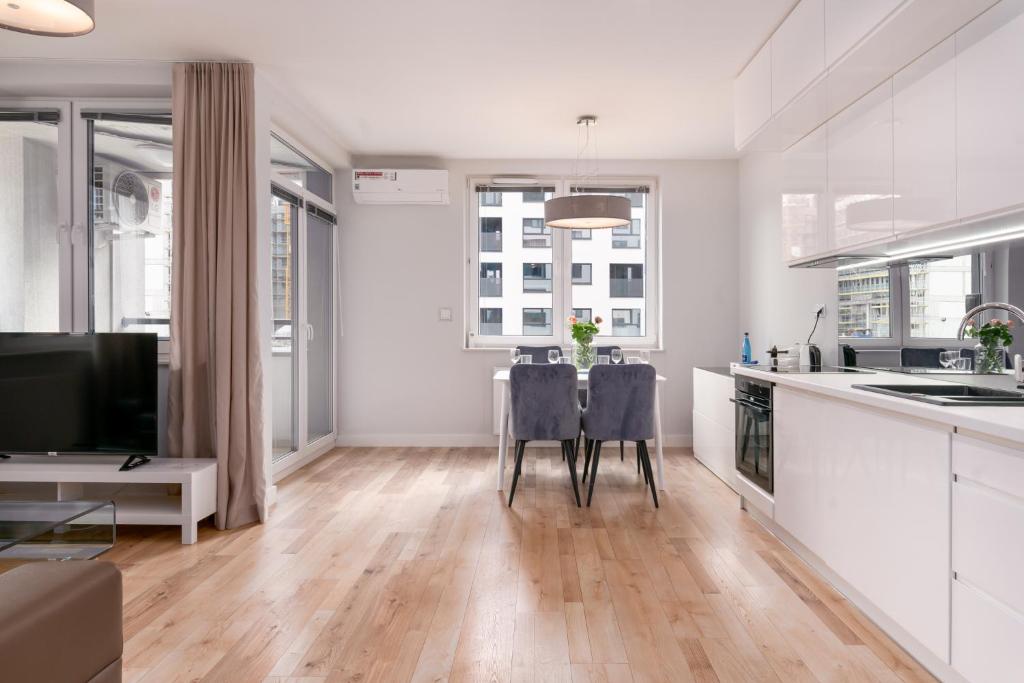 Pure Rental Premium Apartments - Free Parking & AC - Apartamento De Dos Dormitorios Con Balcón