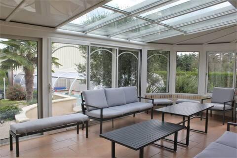 Posedenie v ubytovaní Piscine chauffée-Beauval et Châteaux-