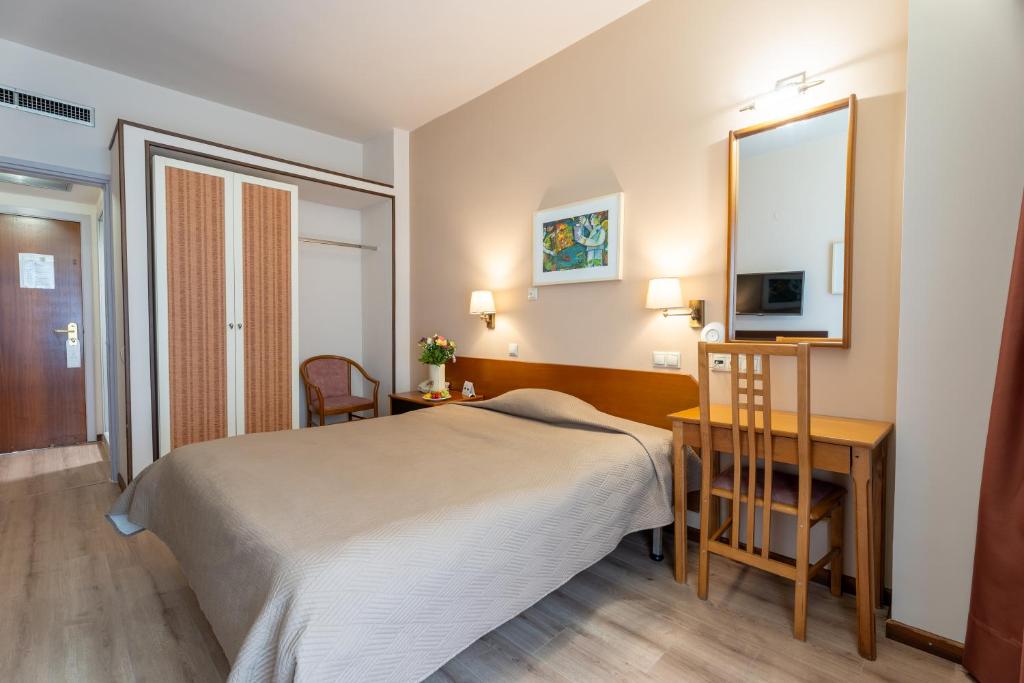 Queen Olga Hotel - Resim 5