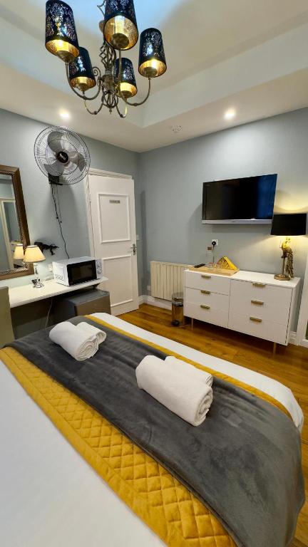 Piccolino Hyde Park Hotel photo