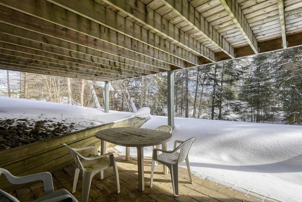 Fotografie z fotogalerie ubytování La Bête Tremblant Classic Charming Chalet v destinaci Mont-Tremblant