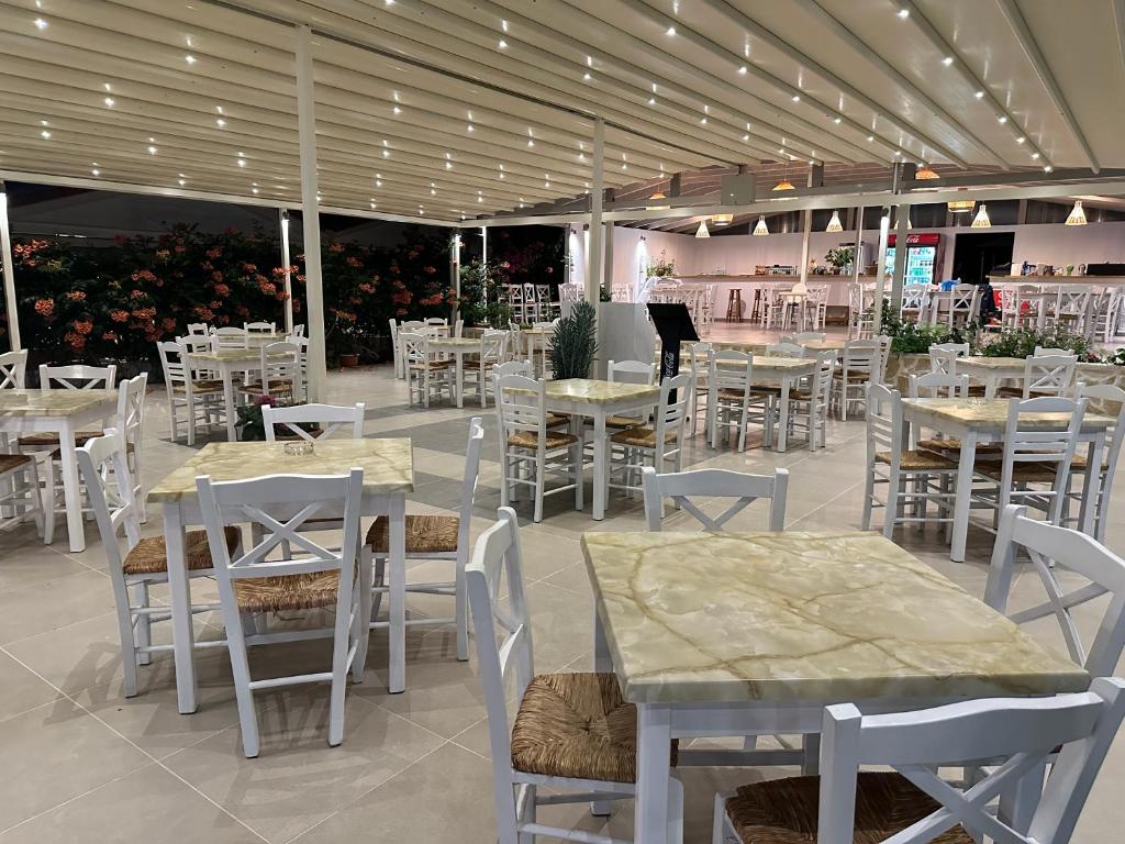 Restaurace v ubytování Mirto Beach Hotel & Restaurant