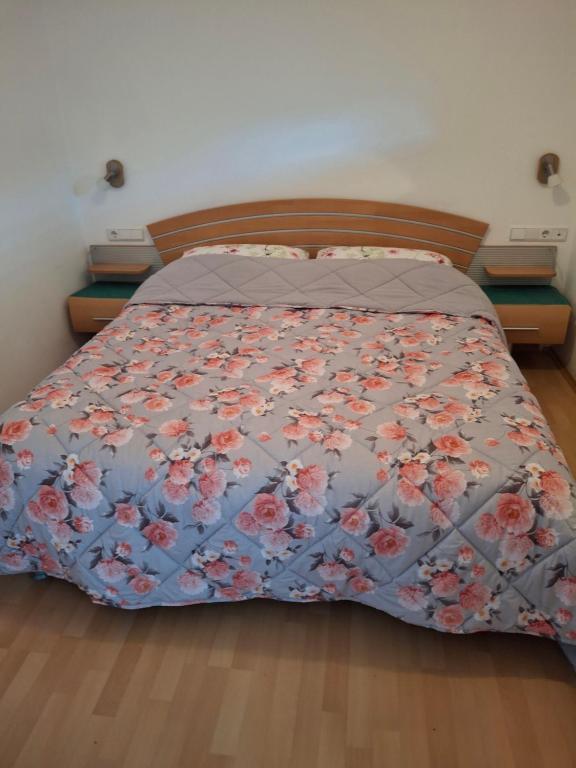 Postel nebo postele na pokoji v ubytování Bertoldihof