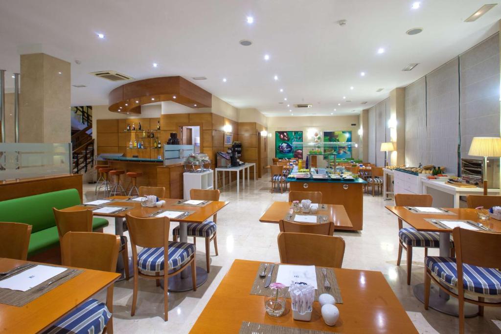 NH San Pedro de Alcántara - Resim 4