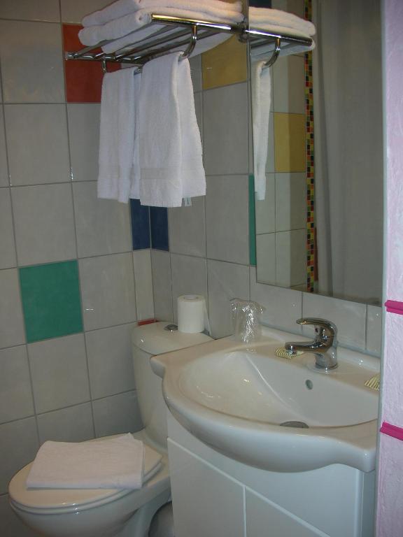 Koupelna v ubytování Hostellerie Le Mirabeau